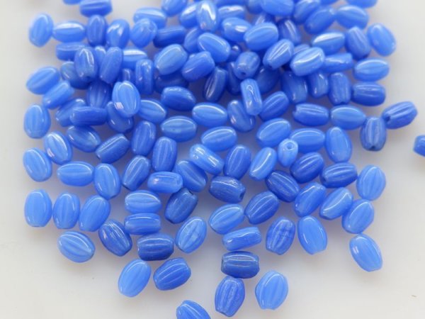 画像2: チェコヴィンテージ・ガラスビーズ【オブロング・ライン・ブルー】約100個　※バラになります　　フランスより (2)