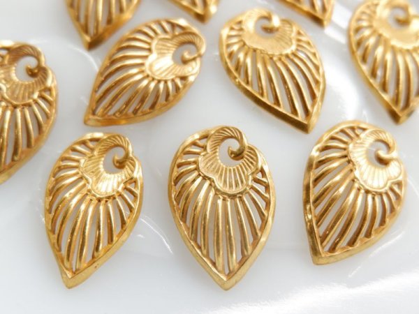 画像2: ミリアムハスケル　ロシアンゴールド【ウイングフィリグリー】2個　ハスケルパーツ (2)