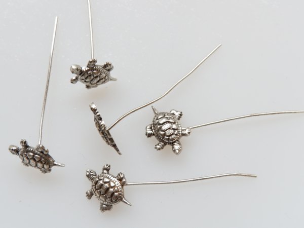 画像4: ミリアムハスケルデッドストック・アンティークシルバー色【タートルヘッドピン】4個　 (4)