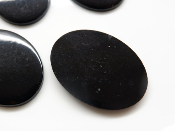 画像2: ドイツヴィンテージのカボション【ブラック】 40×30ミリ　1個 (2)