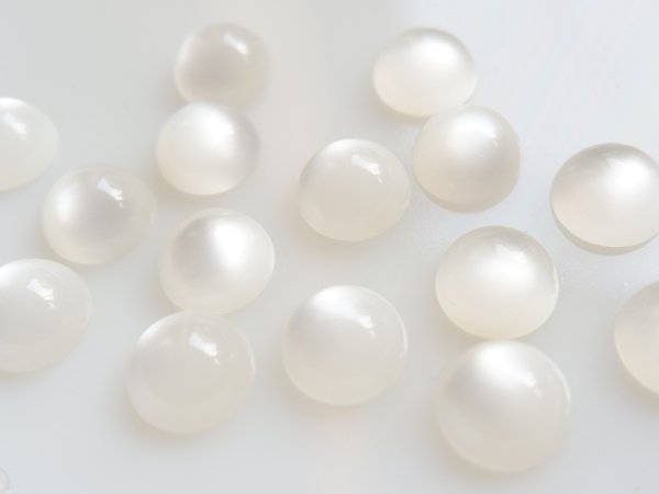 画像3: ヴィンテージルーサイト系カボション・ムーングロウ【ラウンド・ホワイト12ミリ】 2個 (3)