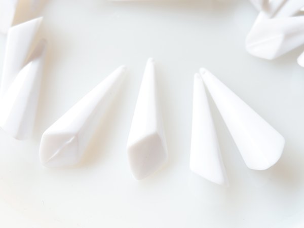 画像2: ドイツヴィンテージ　プレクシードロップ【フロー・ホワイト】【D】 4個 (2)