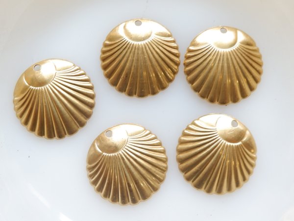 画像4: USA真鍮製チャーム　【ミニラウンド・シェルドロップ】2個　 (4)