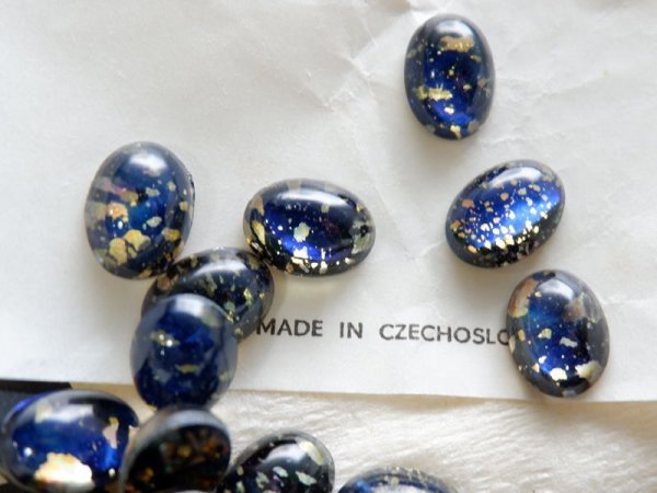 画像4: チェコヴィンテージ　【ブルーオパール14×10mm】2個　ストーンのみ　ドラゴンブレス　ファイヤーオパール (4)