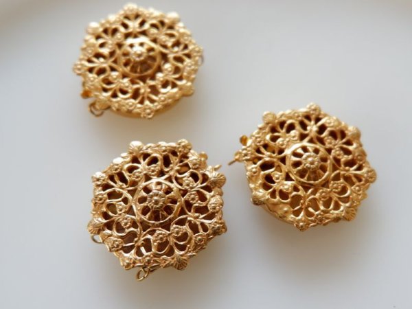 画像2: ミリアムハスケルデッドストック【刻印あり　8角形フィリグリー【小】マットゴールド2連】クラスプ　 (2)