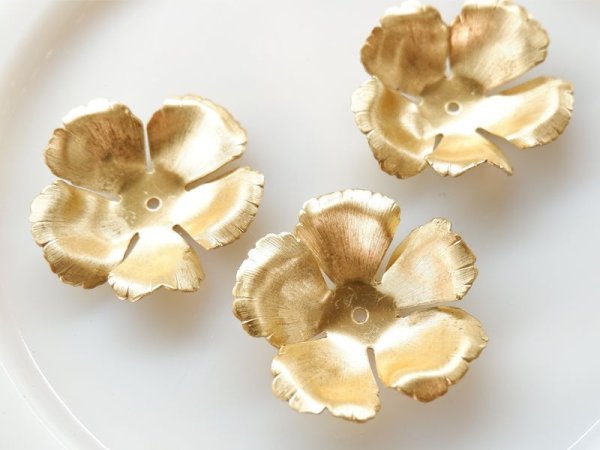 画像2: USA真鍮製　スタッカブルフラワーパーツ　模様の入った花びら【特大-R】1個 (2)