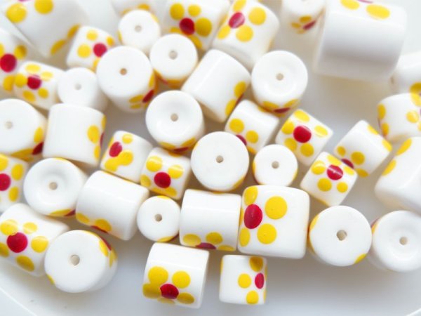 画像2: ジャパンヴィンテージ　ハンドペイント・プラスチックビーズ一式【B】 (2)