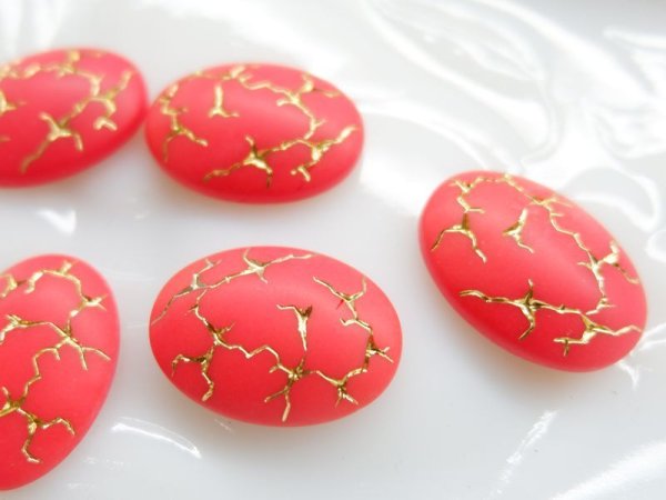 画像3: ドイツヴィンテージ　ガラスカボション【マットレッド×ゴールド】25×18mm　1個　 (3)