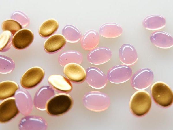 画像4: チェコヴィンテージ・ガラスカボション【ピンクオパール】8×6ミリ　4個 (4)