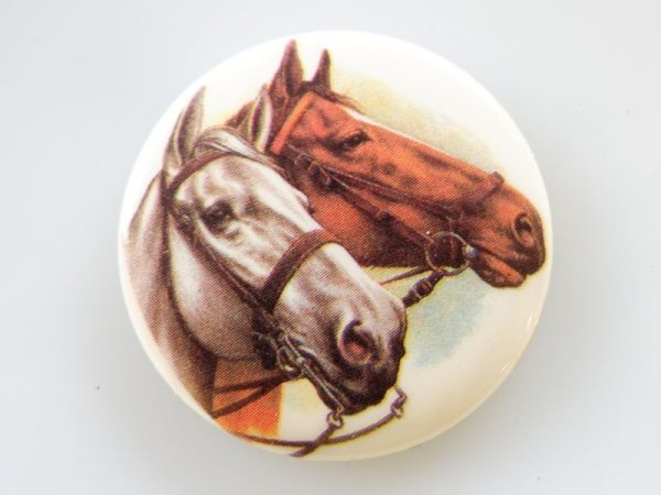 画像3: ドイツヴィンテージ　アクリル製　ホースカメオ38ミリ【D柄】　1個 (3)