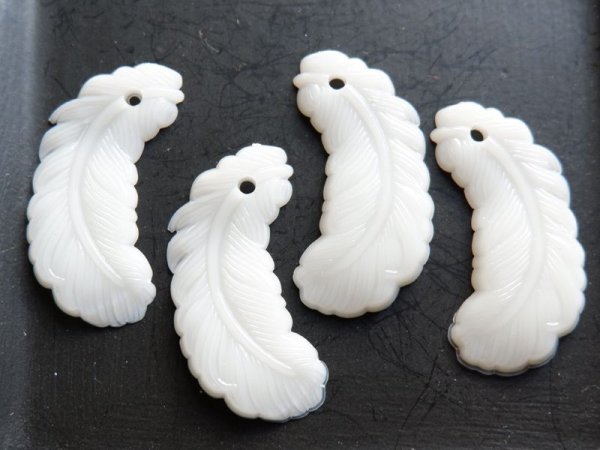 画像2: ジャパンヴィンテージ　プラスチックパーツ【フェザー・ホワイト】左右セット (2)