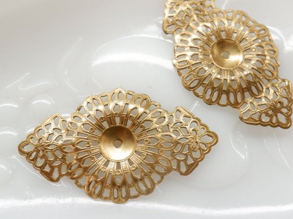 画像2: USA真鍮製フィリグリー【センターラウンド・ドームフィリグリー68ミリ】1個 (2)