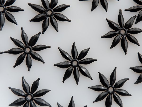 画像2: ジャパンヴィンテージ　ソフトプラスチック・フラワー【8ペタル・ブラック・ミドルサイズ24ミリ】4個 (2)