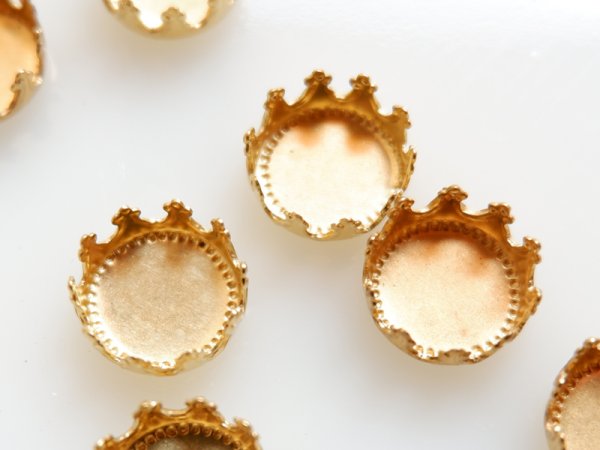 画像2: USA真鍮製 　ラウンドストーンセッティング・フラットバック用【11ミリ】クラウンエッジ　2個 (2)