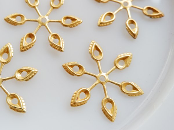 画像2: ミリアムハスケル　ロシアンゴールド【６ポインテッドペタル】2個　ハスケルパーツ (2)