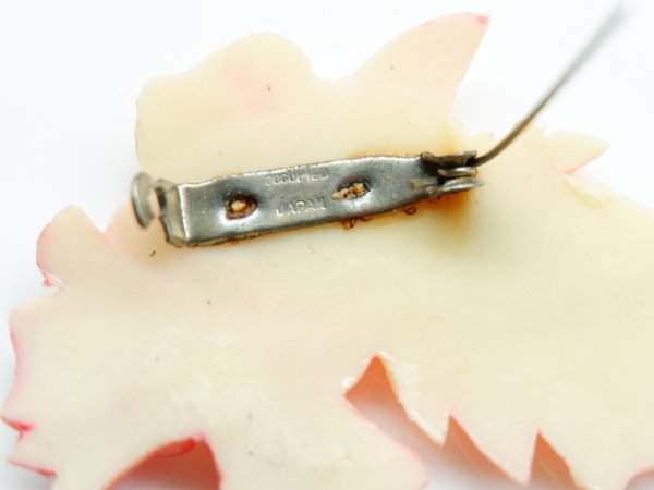 画像4: ジャパンヴィンテージ・オキュパイドジャパン　スコティッシュ・テリアのセルロイドブローチ54ミリ　1個　宅急便利用 (4)