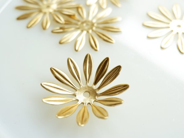 画像2: USA真鍮製フラワーパーツ　大-P【フラット38ミリ】　2個 (2)