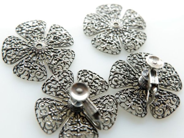 画像3: ミリアムハスケルデッドストック【フラワーフィリグリーイヤリング　銀古美色】4点セット　ハスケルパーツ (3)