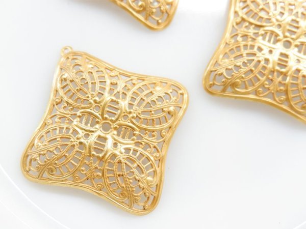 画像2: ミリアムハスケル　ロシアンゴールド　スクエア・1ループフィリグリー41ミリ　1個 (2)