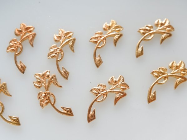 画像2: ミリアムハスケル　デッドストック【ミニリーフパーツ】【0706】2個 (2)