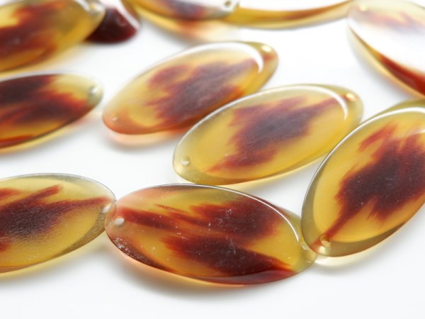 画像5: ドイツヴィンテージ・ガラリス【G柄　半透明オーカー×ブラウン】ドロップ　　ビーズ (5)