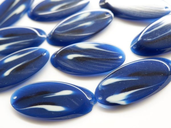 画像2: ドイツヴィンテージ・ガラリス【H柄　ブルー】ドロップ　　ビーズ (2)