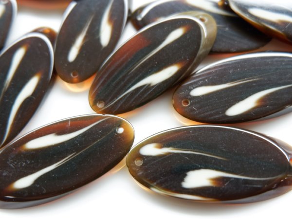 画像2: ドイツヴィンテージ・ガラリス【D柄　チョコ】ドロップ　　ビーズ (2)