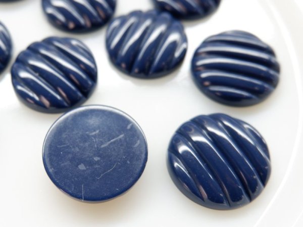 画像3: ジャパンヴィンテージ　プラスチック系カボション【艶有ラインネイビー25ミリ】2個 (3)