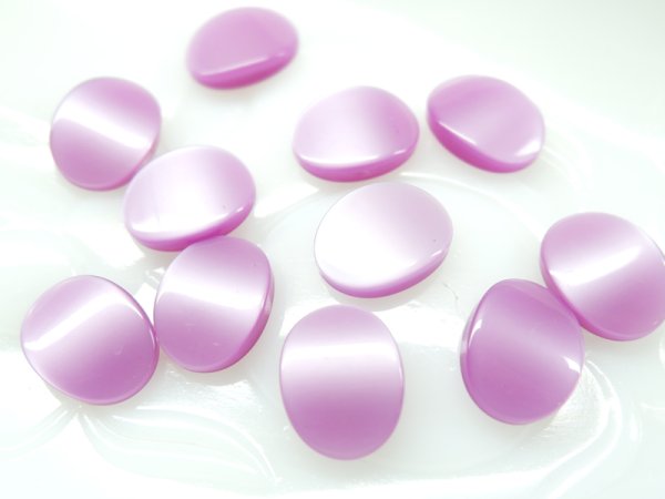 画像3: ヴィンテージルーサイト系カボション・ムーングロウ【オーバル18×14ミリ・薄パープル】 2個 (3)