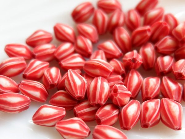 画像2: ドイツヴィンテージ　ルーサイトビーズ 【マットカラー】レッド　30個 (2)