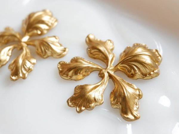 画像4: USA真鍮製 フローラルスタンピング【ミリアムハスケルも使用していたフラワー 大サイズ】1個  (4)