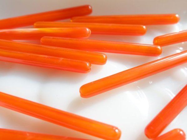 画像2: ヴィンテージ・ルーサイト系　スティック・ブラウンビーズ (2)