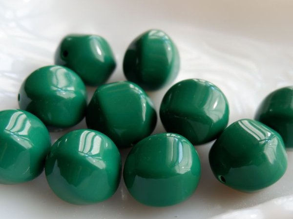画像3: ドイツヴィンテージ　ルーサイトビーズ【変形グリーン】　19ミリ　1個 (3)