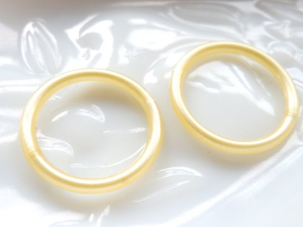 画像3: ヴィンテージ ルーサイト系リング【イエローパール 大 37ミリ】2個 (3)