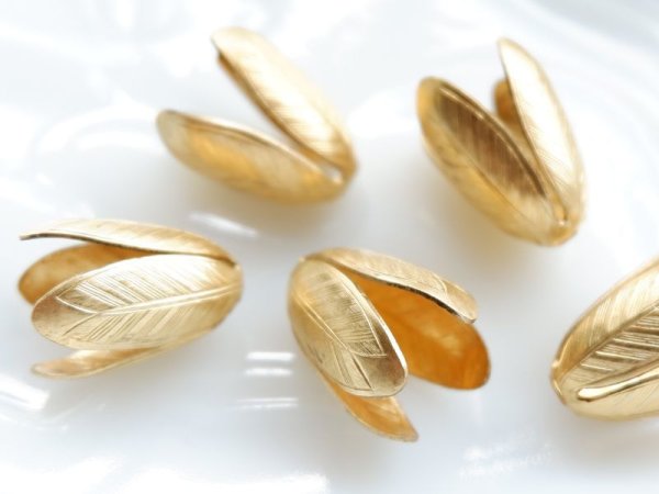 画像2: ＵＳＡ真鍮製ビーズキャップ　 ラージリーフビーズキャップ　2個　 (2)