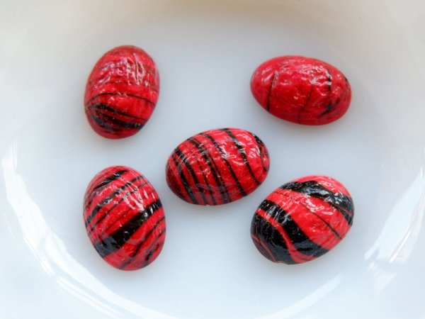 画像2: ジャパンヴィンテージ　チェリーブランド　ガラス製カボション【赤×ブラック】25×18mm 1個 (2)