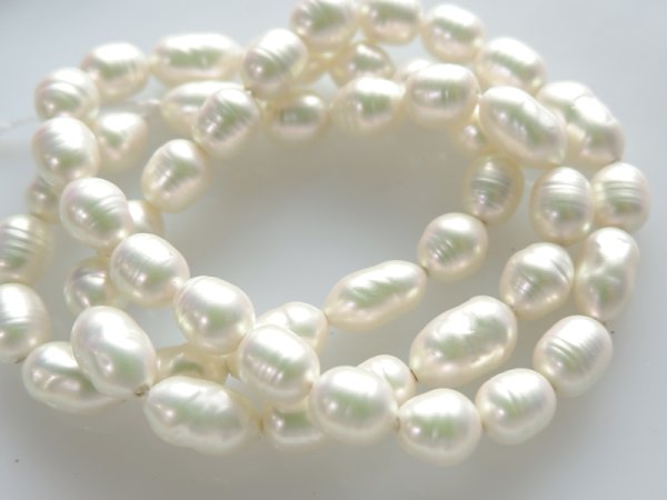 画像3: ジャパンヴィンテージ ガラス芯　バロックパール【1203-D　縦長ホワイトビオラ】約40センチ (3)