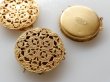 画像2: ミリアムハスケルデッドストック【刻印あり　ロシアンゴールド色・大型ラウンドクラスプ2連】1個　ハスケルパーツ (2)