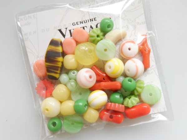 画像2: ヴィンテージ・ガラスビーズ・ミックスセット【グリーン】1袋 (2)