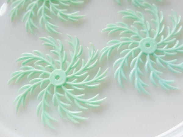 画像2: ジャパンヴィンテージ　ソフトプラスチック・フラワー【ラージスクロール・グリーン49ミリ】1個 (2)