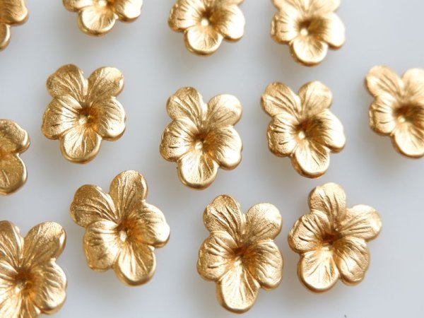 画像2: ヴィンテージUSA真鍮製フラワースタンピング　【穴無し　テクスチャー・スミレ】2個　　ミリアムハスケル (2)