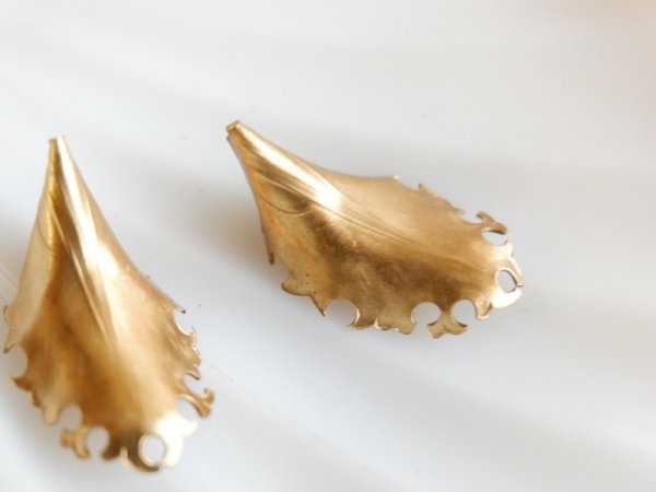 画像5: アメリカ製 真鍮パーツ【ぎざぎざ立体リーフ】２個 (5)