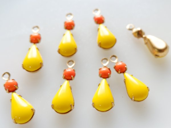 画像3: ドイツヴィンテージ　ラインストーンチャーム【ダブル　イエロー】13×7.8　2個 (3)