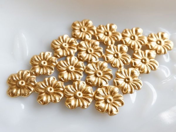 画像3: USA真鍮パーツ ラージフローラル・菱形スタンピング98ミリ 1個 (3)