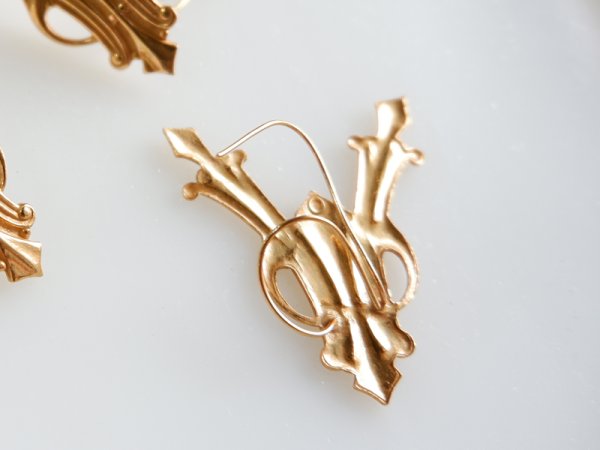 画像2: ミリアムハスケル　ゴールドメッキ・デコレーションパーツ　ピン付き　1個　ハスケルパーツ　　 (2)