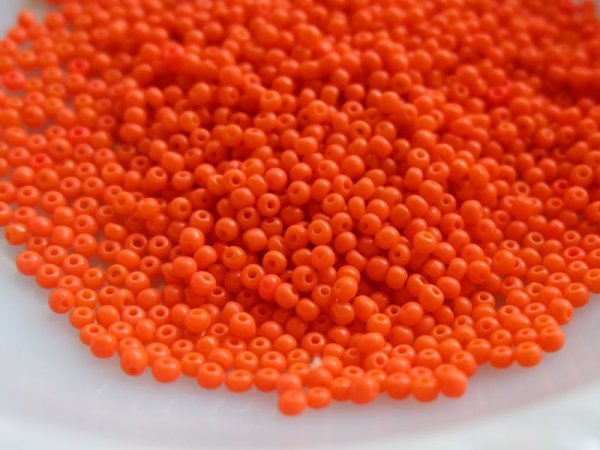 画像4: チェコヴィンテージ・シードビーズ　#11相当【オレンジ】　10グラム (4)