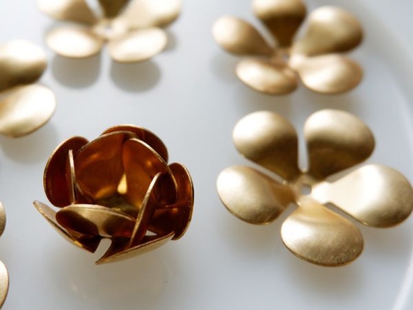 画像3: USA真鍮製 スタッカブルフラワーパーツ【丸みのある5弁 33ミリ】2個 (3)