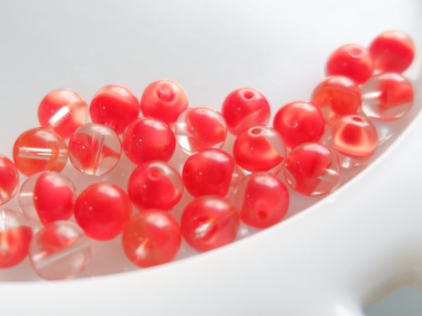 画像3: チェコヴィンテージ　ガラスビーズ【コーラルレッド×クリアー8ミリ】　約20個 (3)