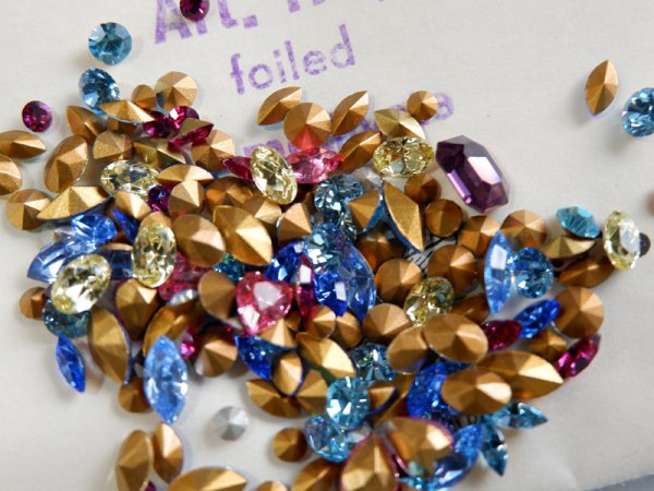 画像2: スワロフスキー・ヴィンテージのラインストーンセット（小さめサイズミックス）5グラム (2)