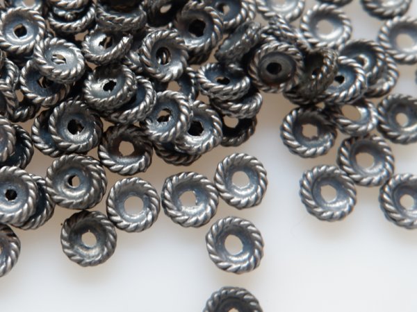 画像3: ジャパンヴィンテージ　スペーサービーズ【銀古美色　7ミリ】30個 (3)